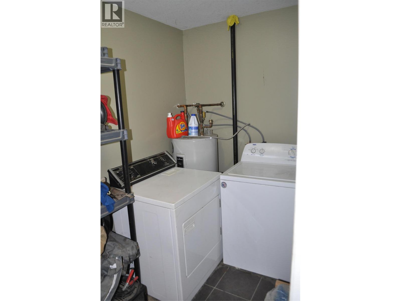 #109 1047 MIDDLETON WAY - 14