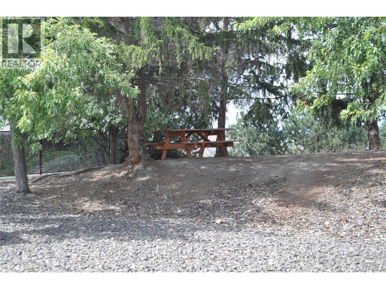 #109 1047 MIDDLETON WAY - 21