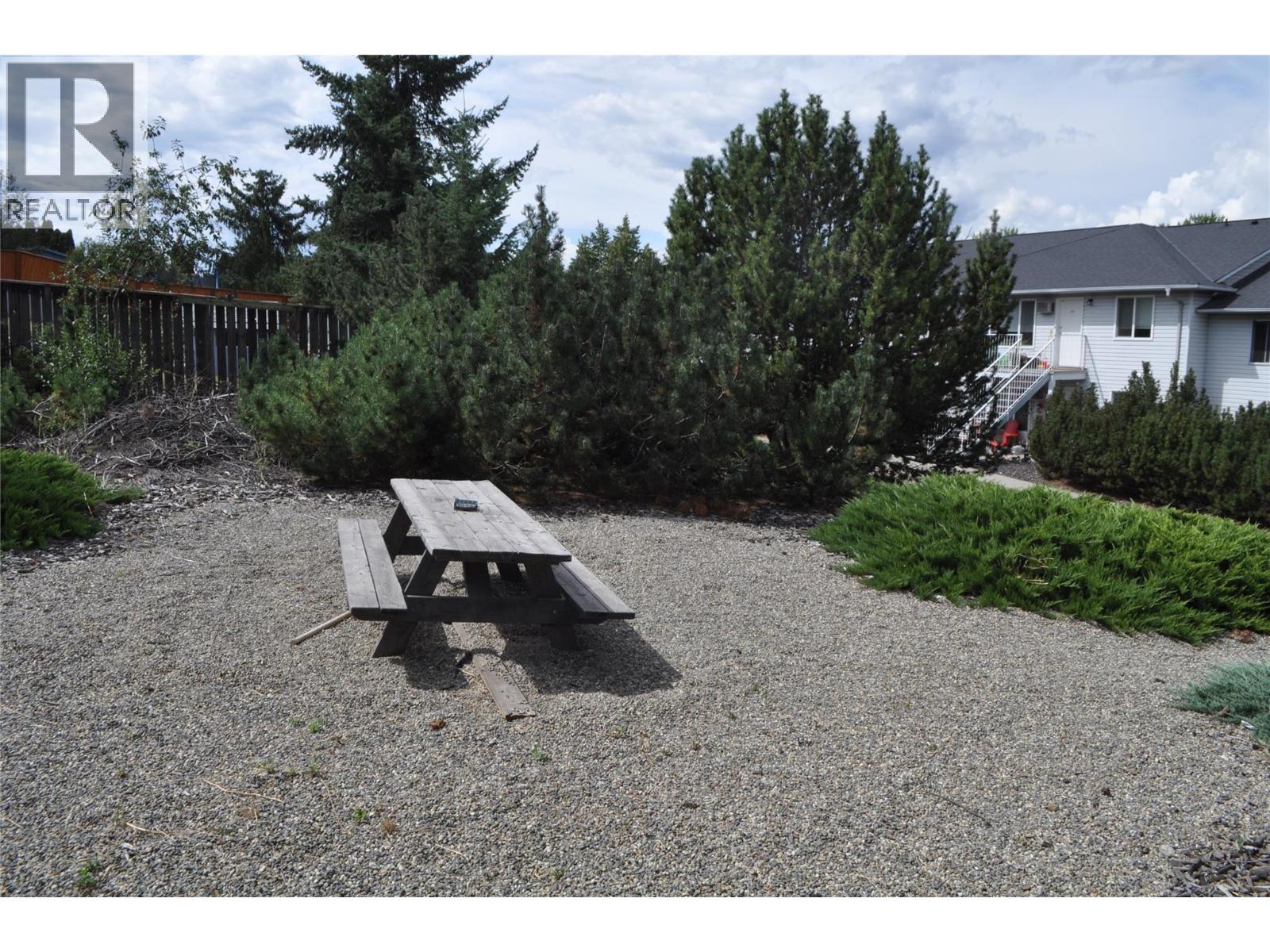 #109 1047 MIDDLETON WAY - 25