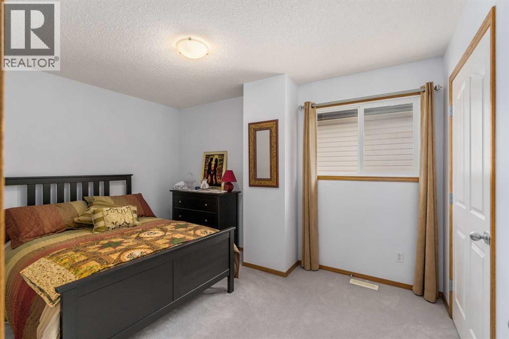 Single Family House for Sale in  Copperleaf Way SE Copperfield Calgary 