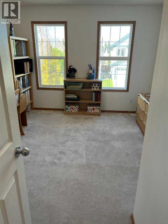 Single Family House for Sale in  Copperleaf Way SE Copperfield Calgary 