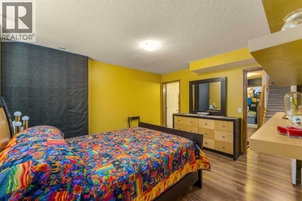 Single Family House for Sale in  Copperleaf Way SE Copperfield Calgary 