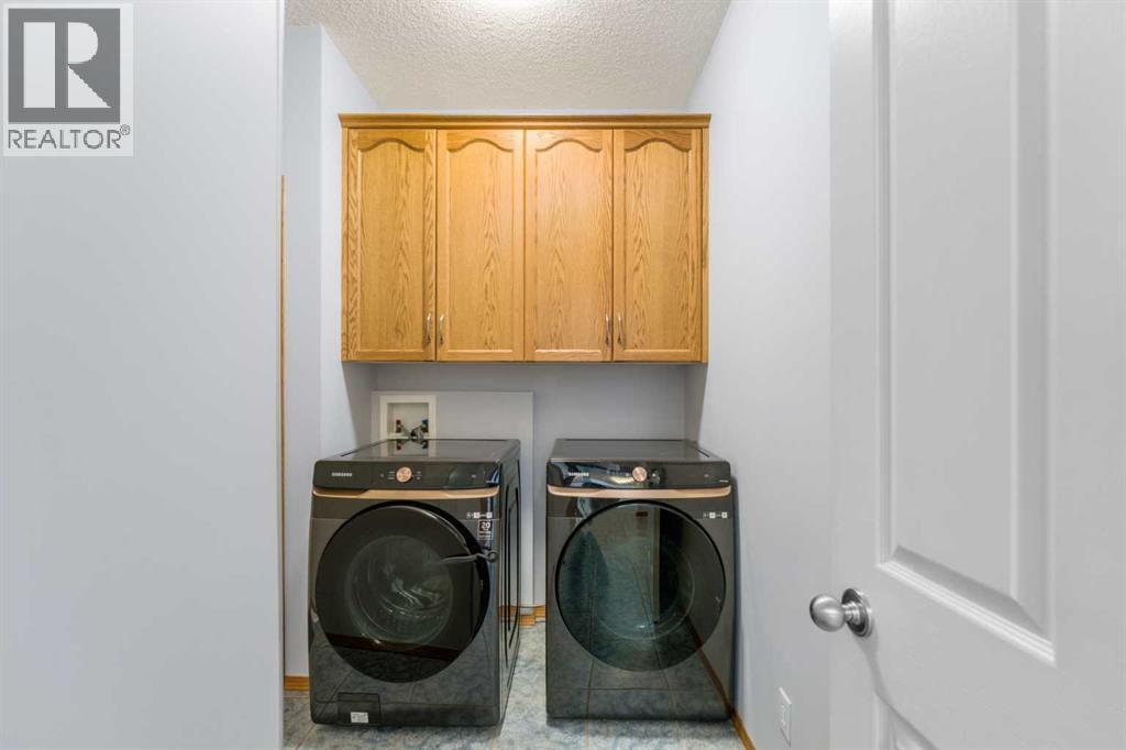 Single Family House for Sale in  Copperleaf Way SE Copperfield Calgary 