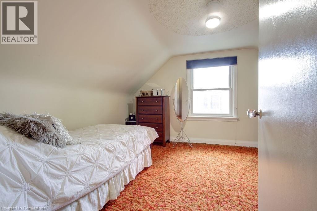 Photo 24 of 402 Crockett Street, Hamilton ON