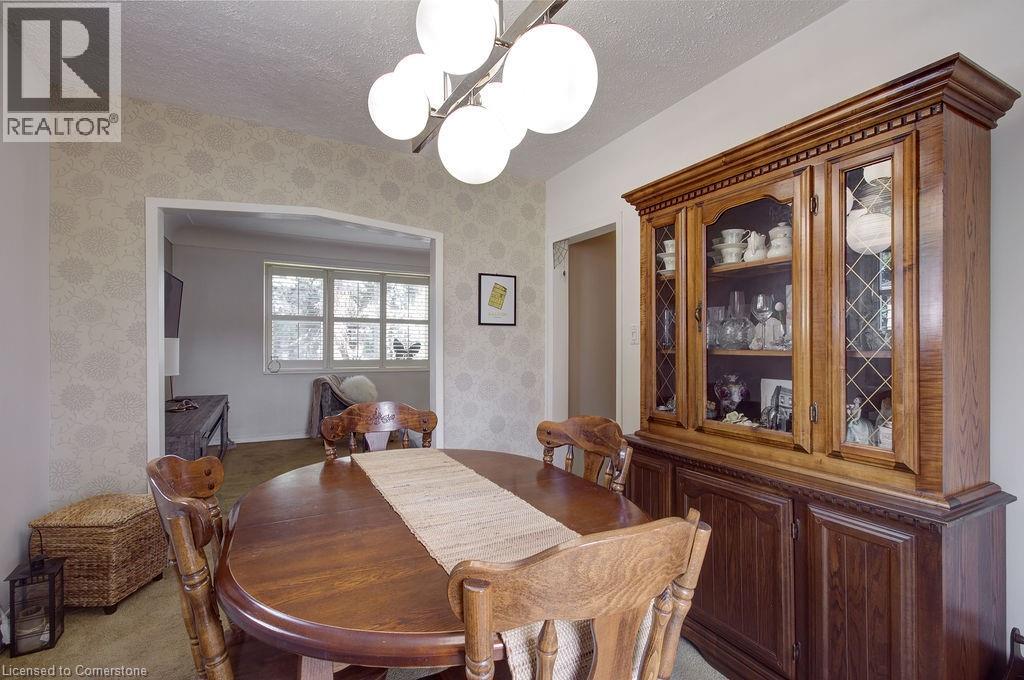 Photo 14 of 402 Crockett Street, Hamilton ON