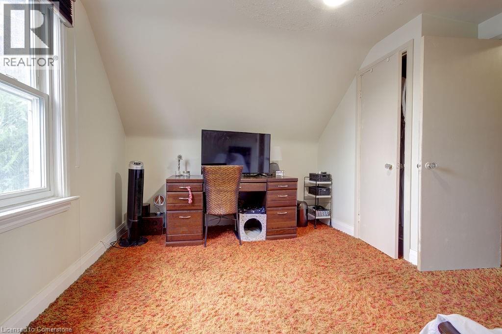 Photo 25 of 402 Crockett Street, Hamilton ON