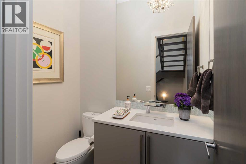 Single Family House for Sale in   Avenue SW Richmond Calgary 
