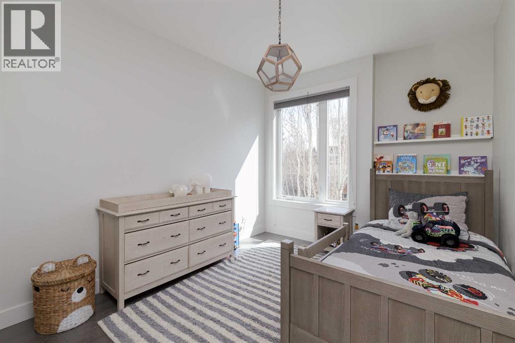 Single Family House for Sale in   Avenue SW Richmond Calgary 