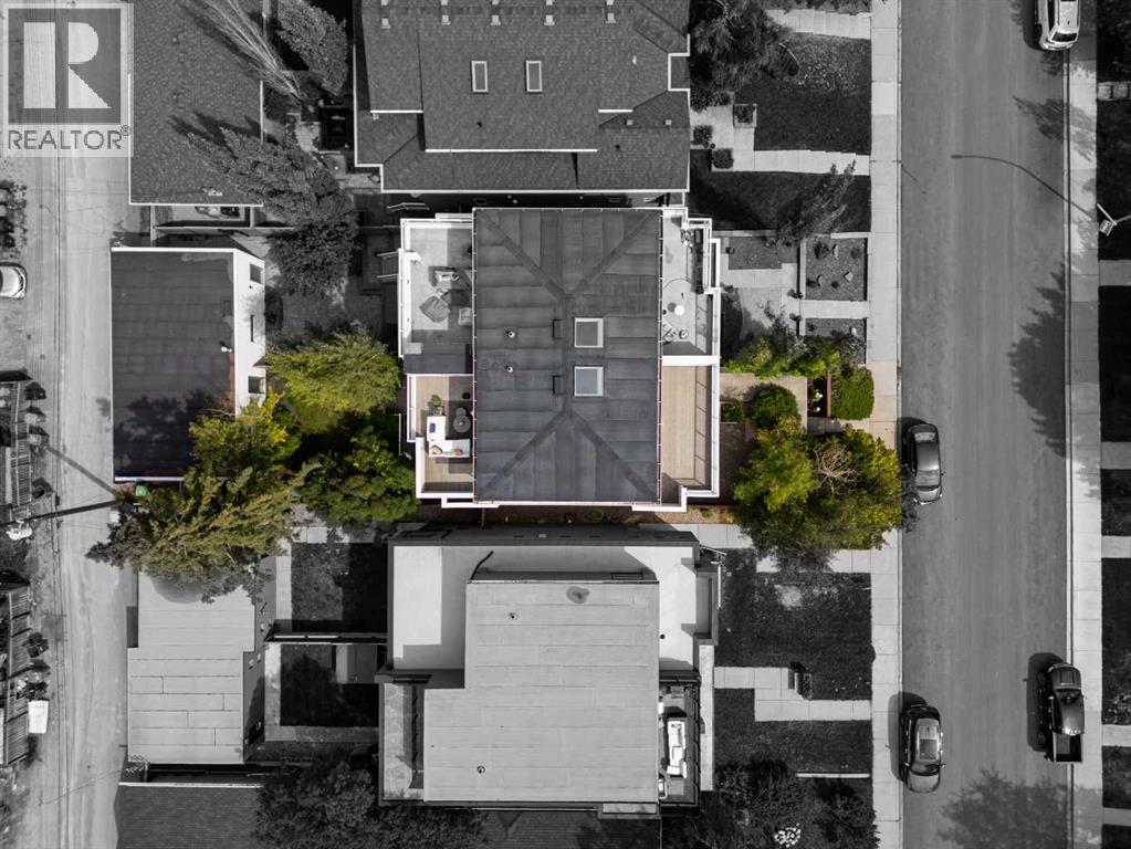 Single Family House for Sale in   Avenue SW Richmond Calgary 