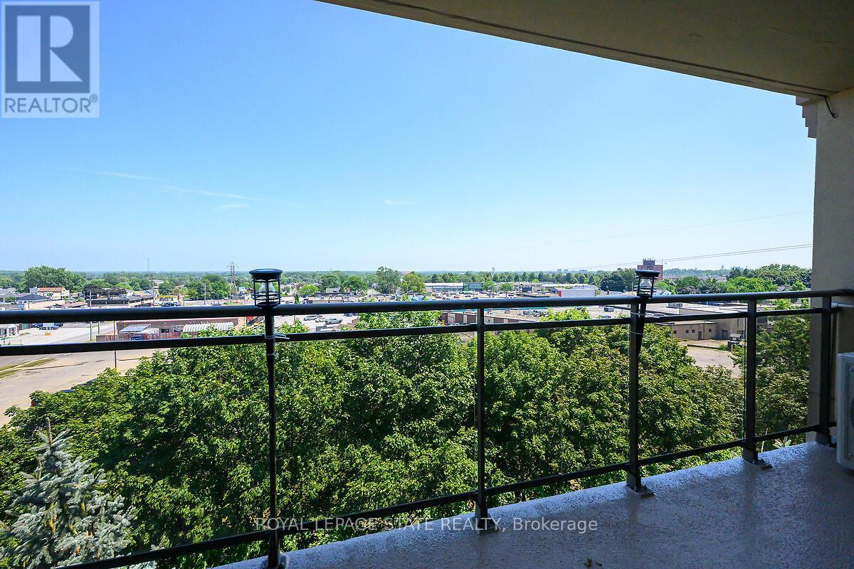 Photo 10 of 708 6390 Huggins Street, Niagara Falls ON