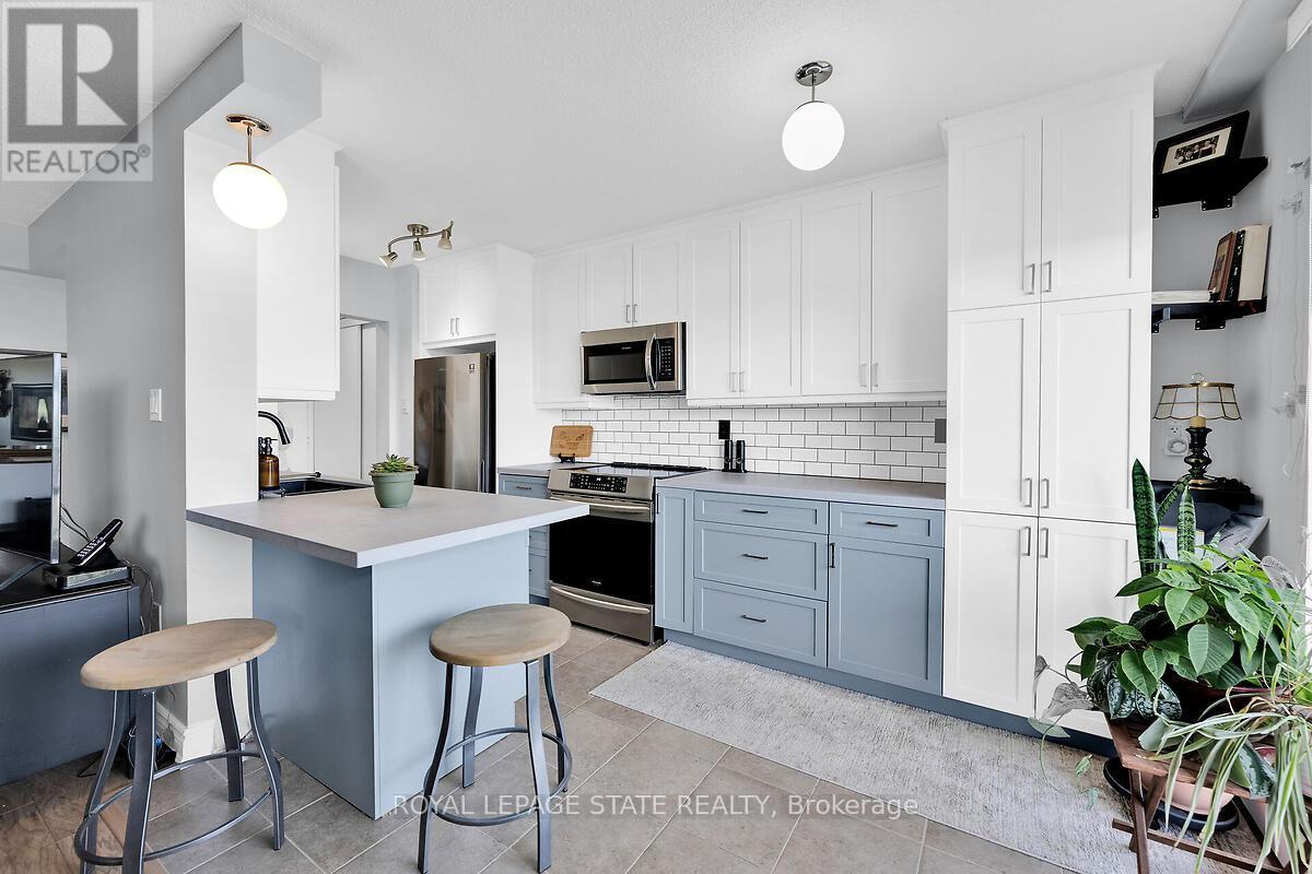 Photo 18 of 708 6390 Huggins Street, Niagara Falls ON