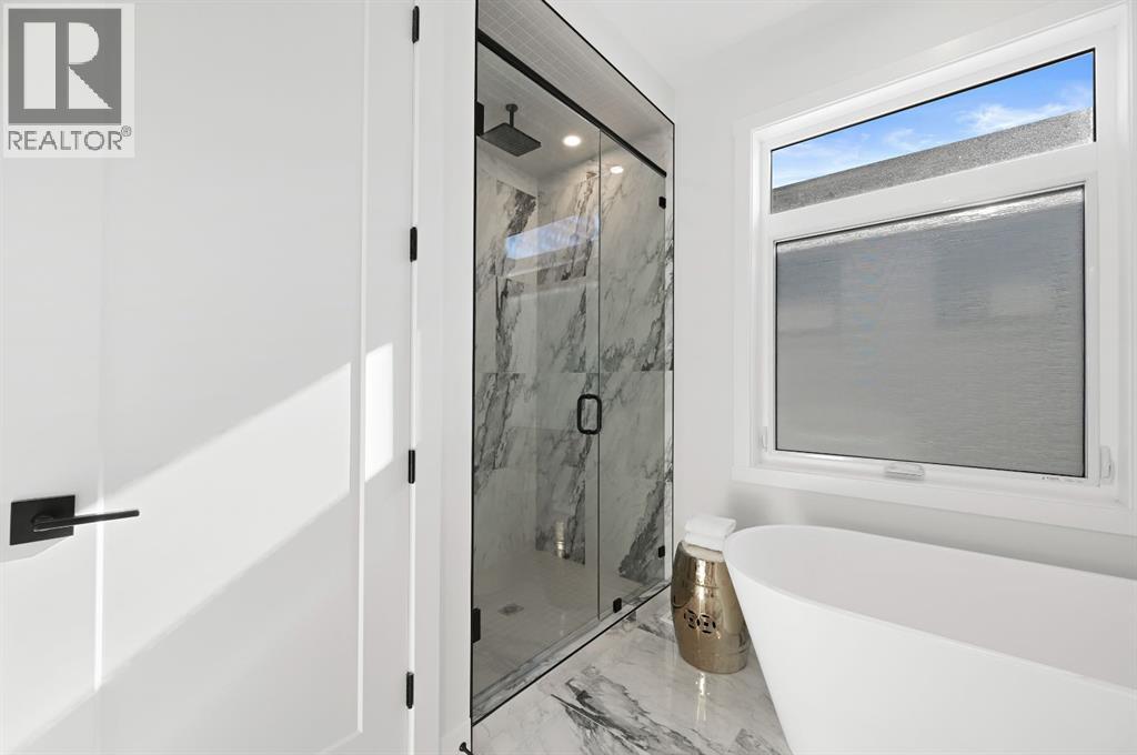 Single Family House for Sale in   Avenue SW Shaganappi Calgary 