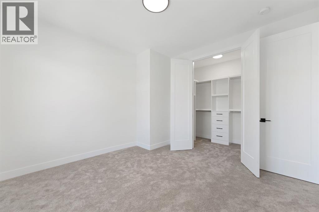 Single Family House for Sale in   Avenue SW Shaganappi Calgary 