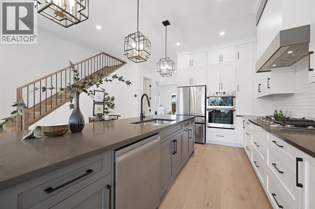 Single Family House for Sale in   Avenue SW Shaganappi Calgary 