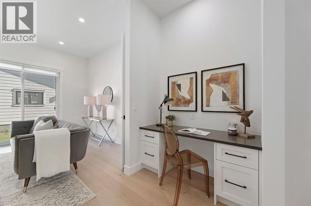 Single Family House for Sale in   Avenue SW Shaganappi Calgary 