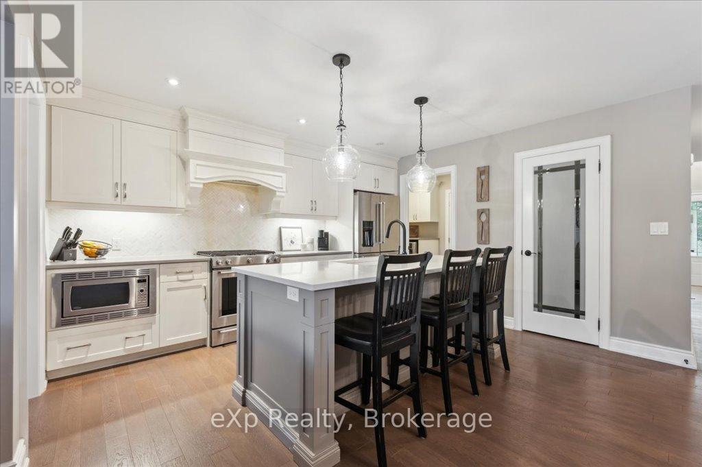 Photo 36 of 50 Hickory Drive, Guelph Eramosa ON