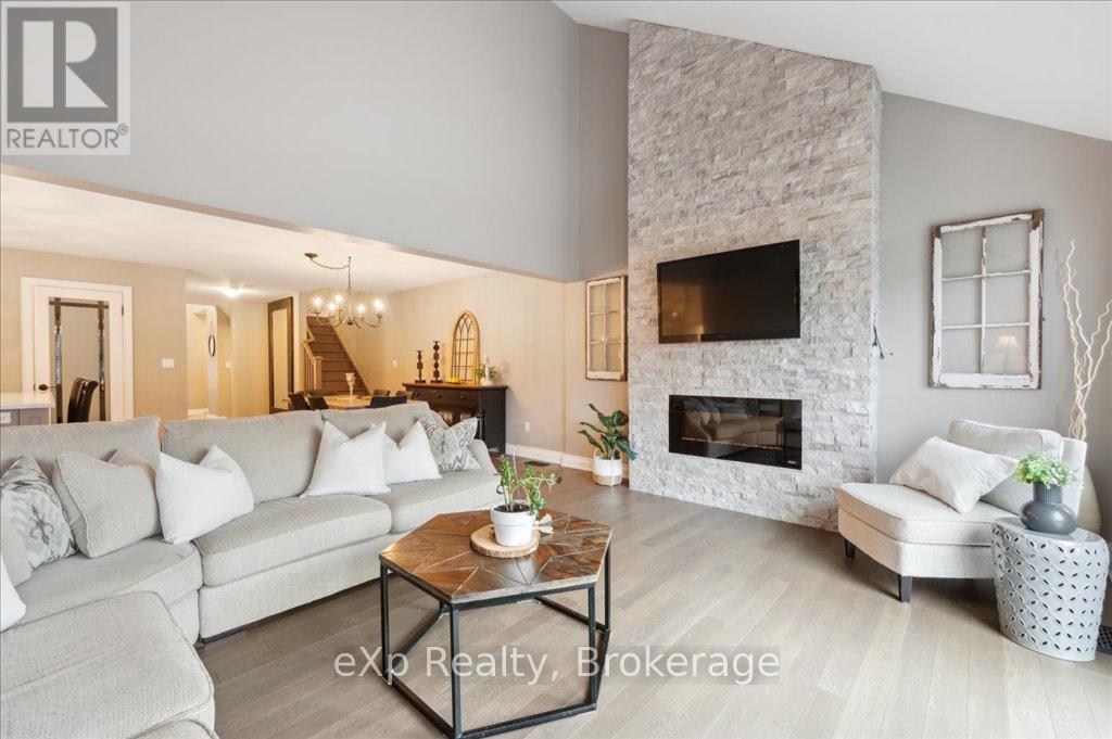 Photo 21 of 50 Hickory Drive, Guelph Eramosa ON