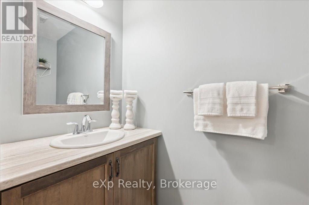 Photo 44 of 50 Hickory Drive, Guelph Eramosa ON