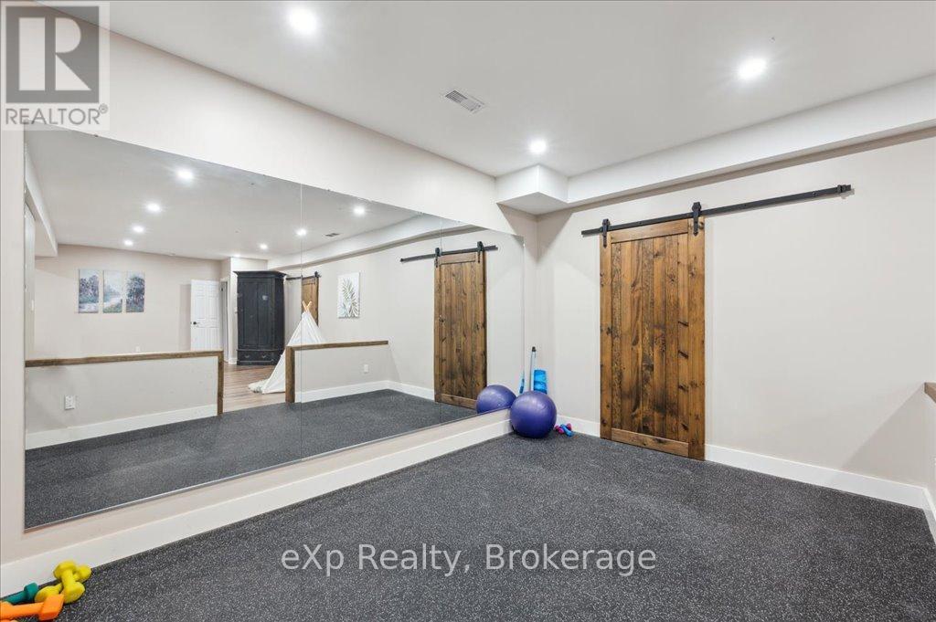 Photo 29 of 50 Hickory Drive, Guelph Eramosa ON
