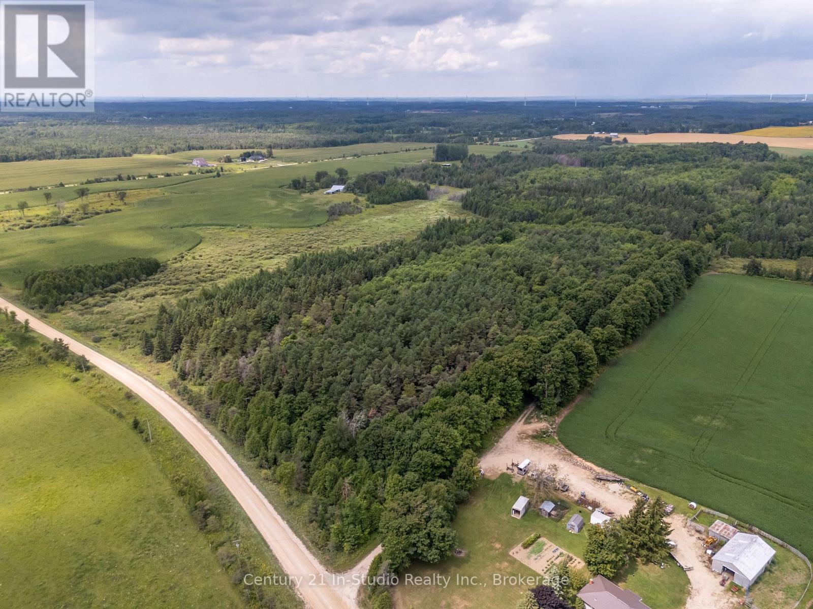Photo 10 of 264701 Southgate Road 26, Southgate ON