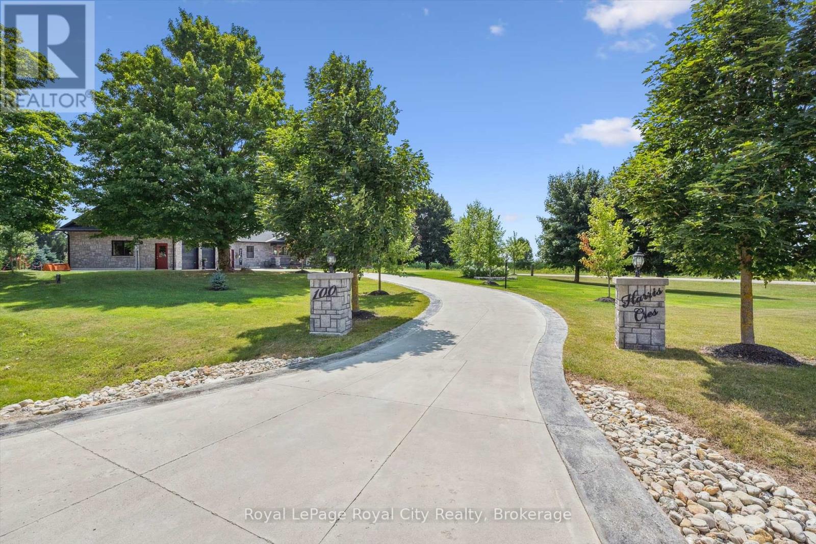 Photo 4 of 100 Harris Crescent, Southgate ON