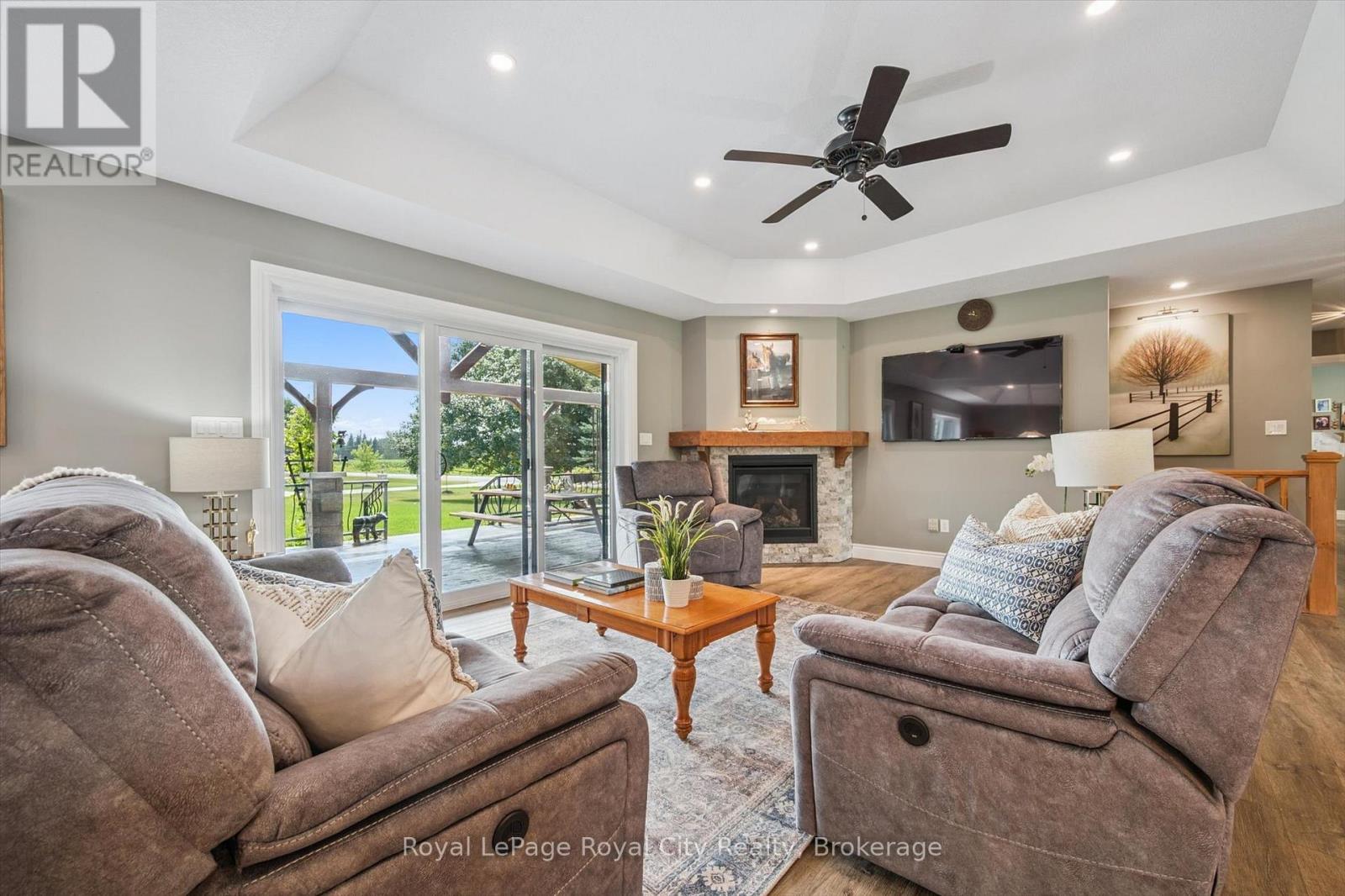 Photo 9 of 100 Harris Crescent, Southgate ON