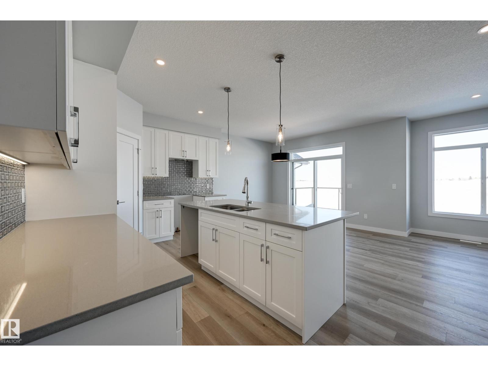 Photo 12 of 10214 92 A Av, Morinville AB