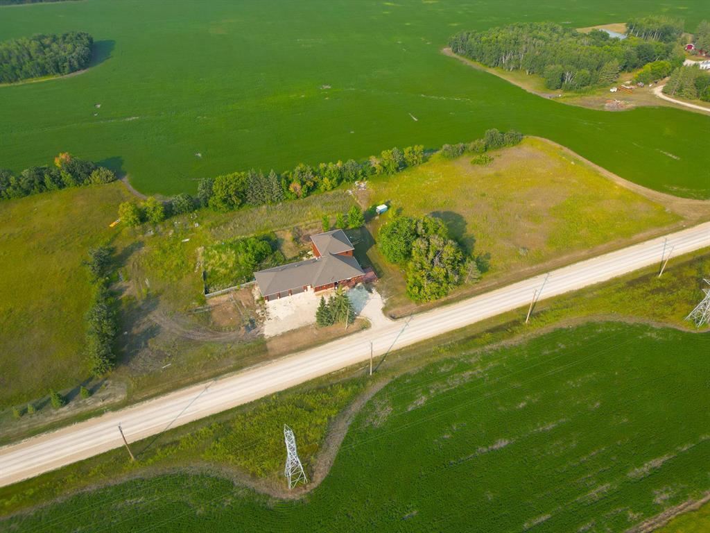 Photo 43 of 949 Strathnaver Avenue, Selkirk MB