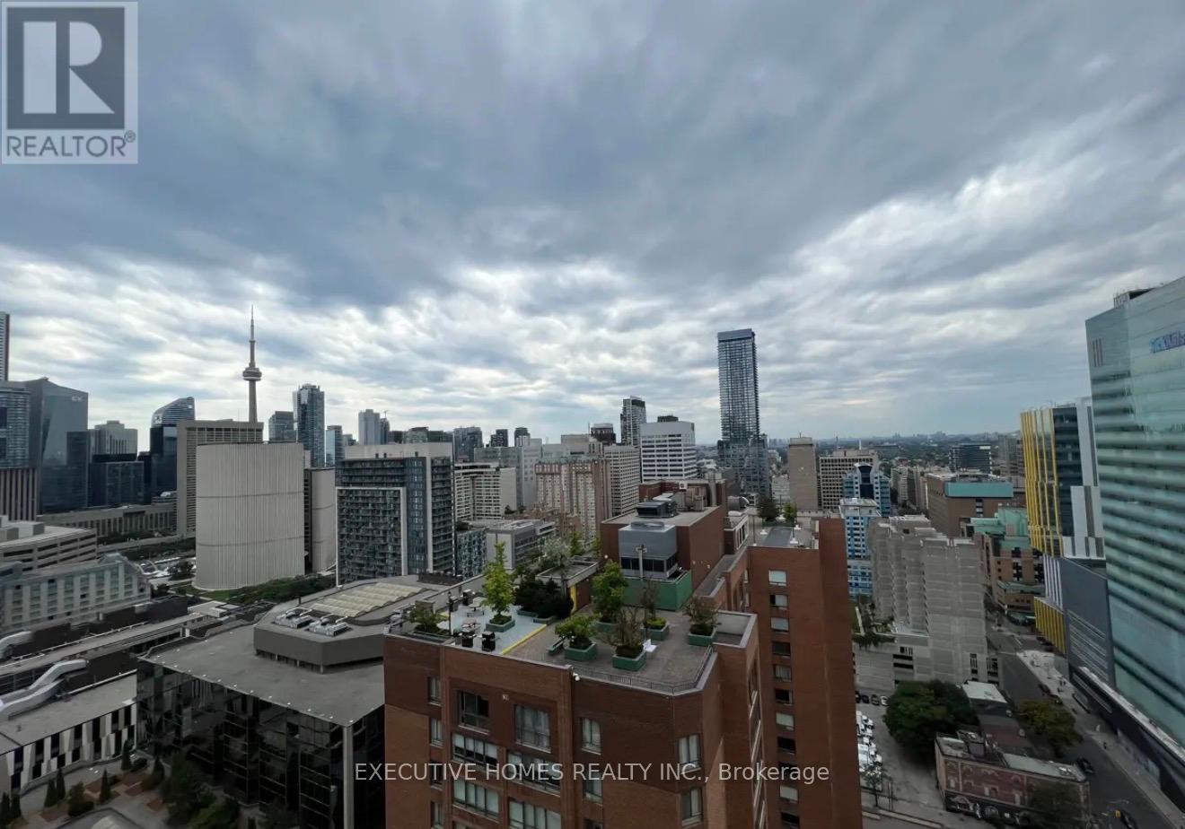 Photo 2 of 2614 20 Edward Street, Toronto ON