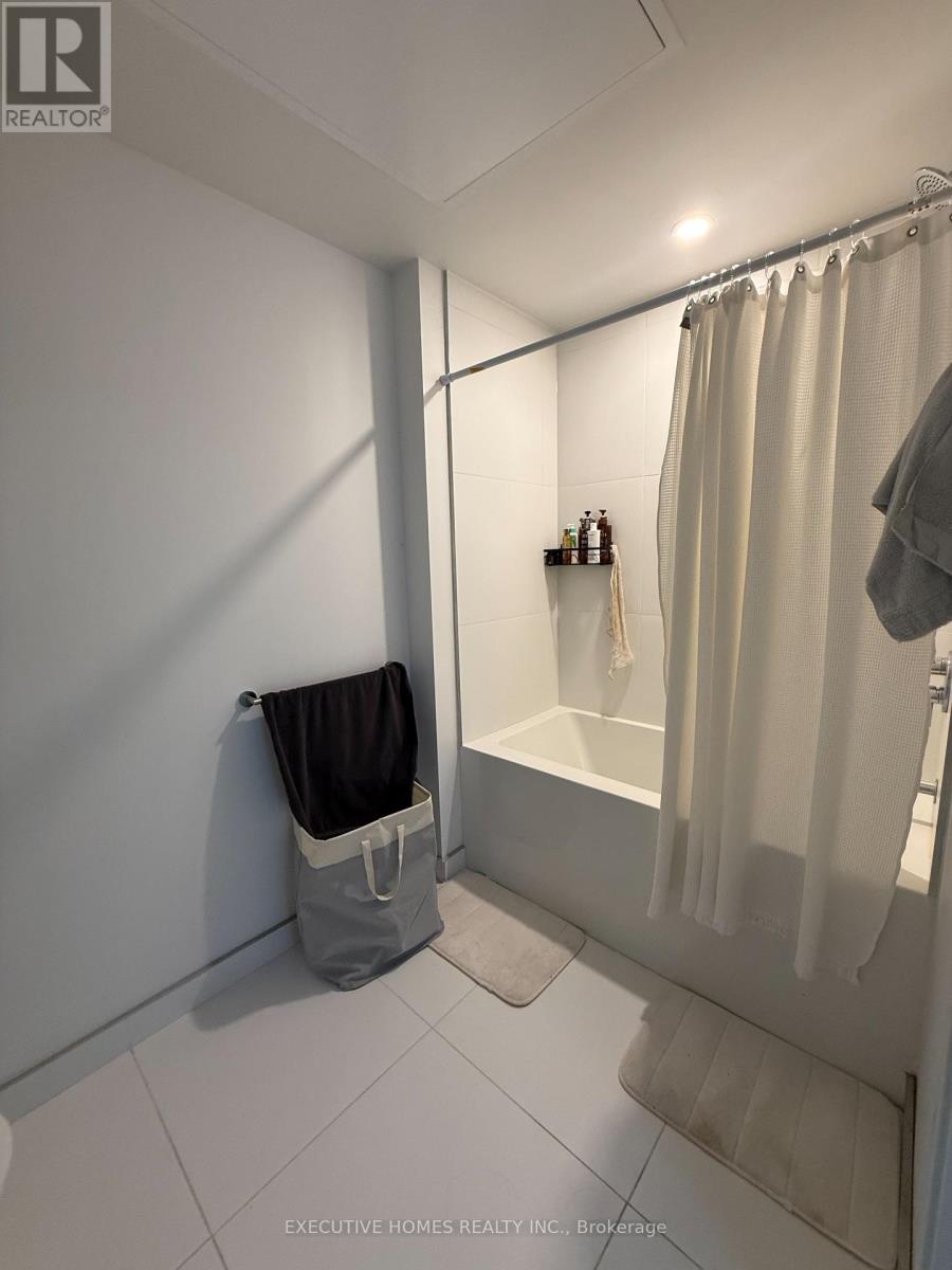 Photo 6 of 2614 20 Edward Street, Toronto ON