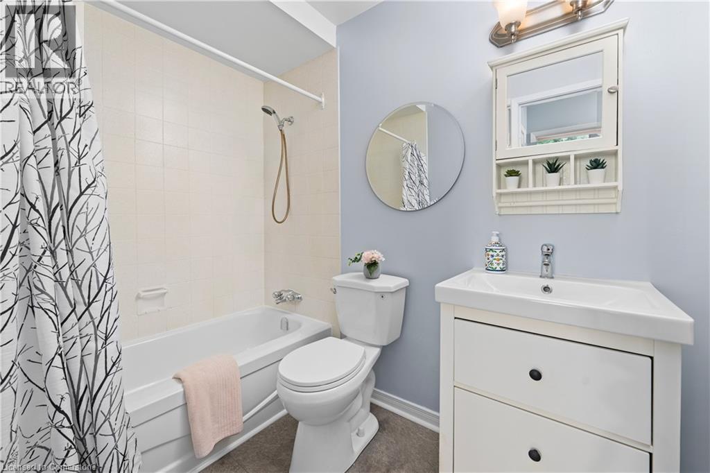 Photo 8 of 4209 Hixon Street Unit 111, Beamsville ON