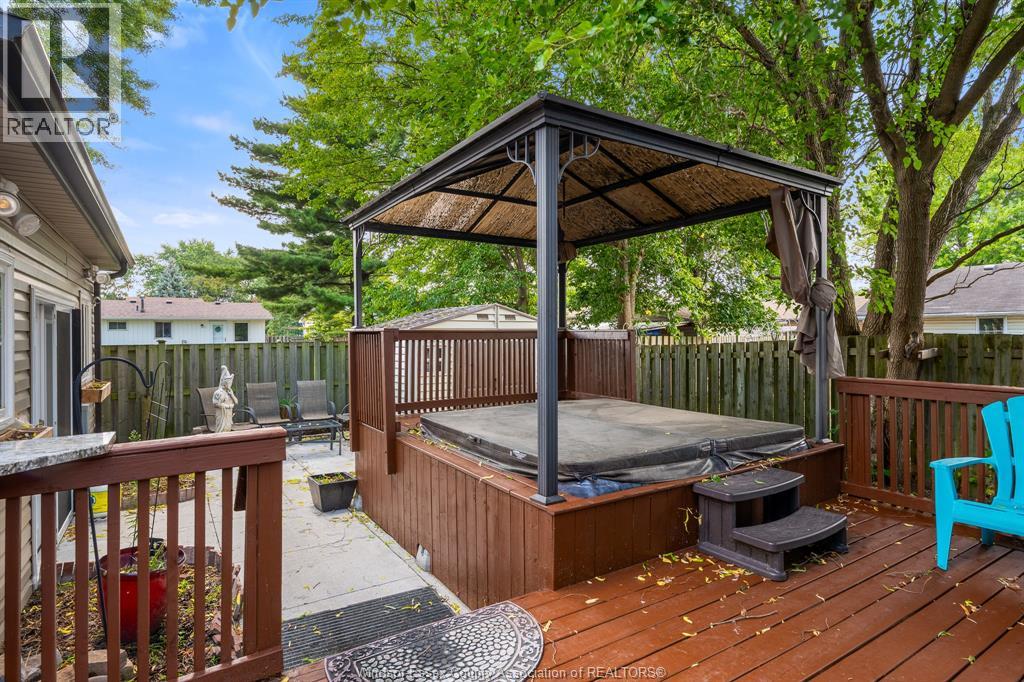 Photo 39 of 10475 Caledon Court, Windsor ON