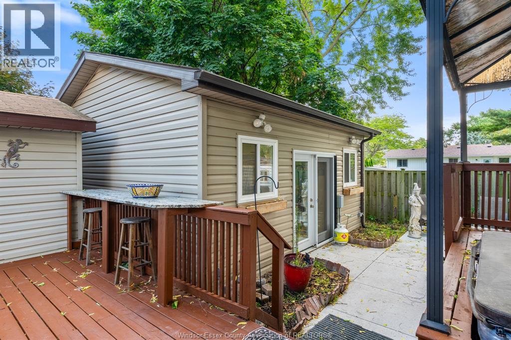 Photo 15 of 10475 Caledon Court, Windsor ON