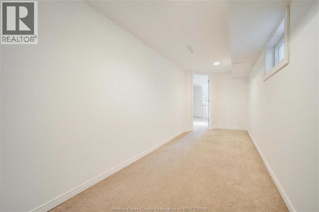 Photo 23 of 686 Mckay Avenue, Windsor ON