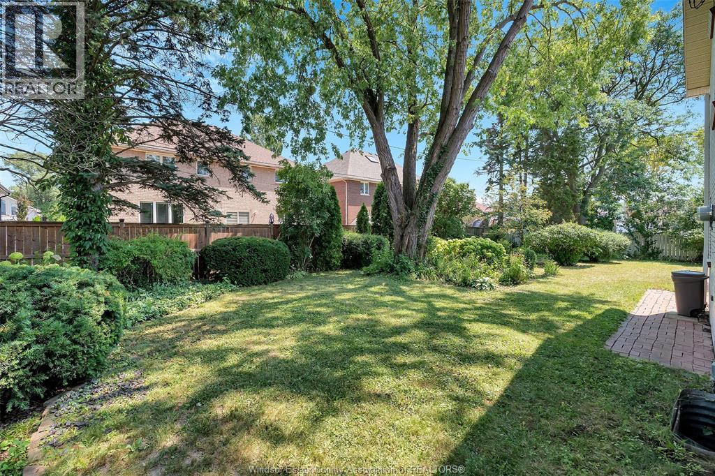 Photo 15 of 3770 Huntington, Windsor ON