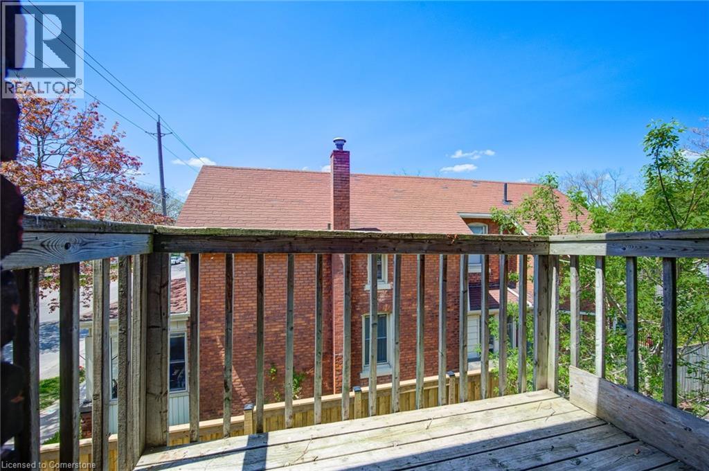 Photo 20 of 200 Park Avenue Unit Upper, Brantford ON
