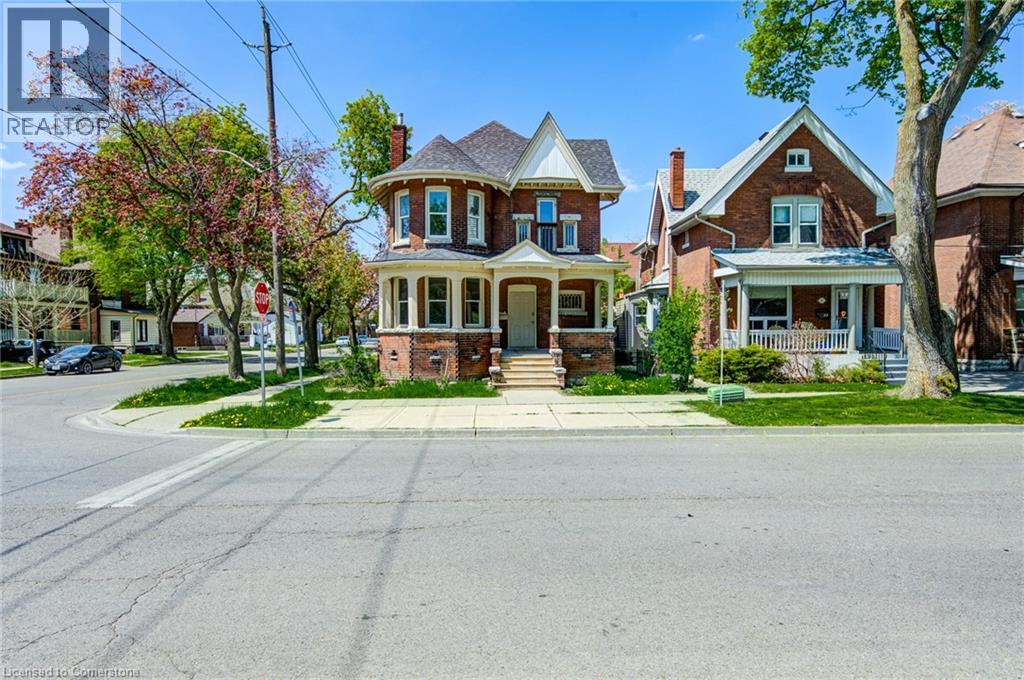 Photo 1 of 200 Park Avenue Unit Upper, Brantford ON