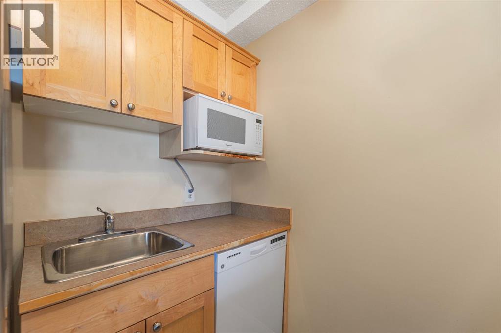 Single Family House for Sale in    Avenue SW Beltline Calgary 