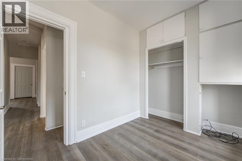 Photo 34 of 200 Park Avenue Unit Upper, Brantford ON