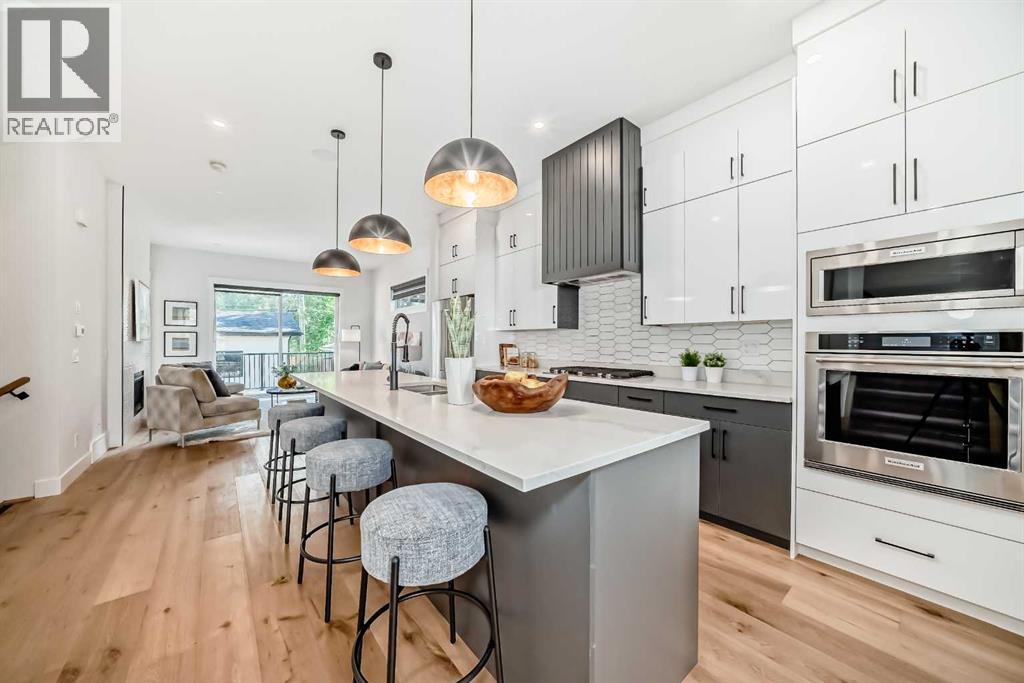 Single Family House for Sale in   Avenue SW Windsor Park Calgary 