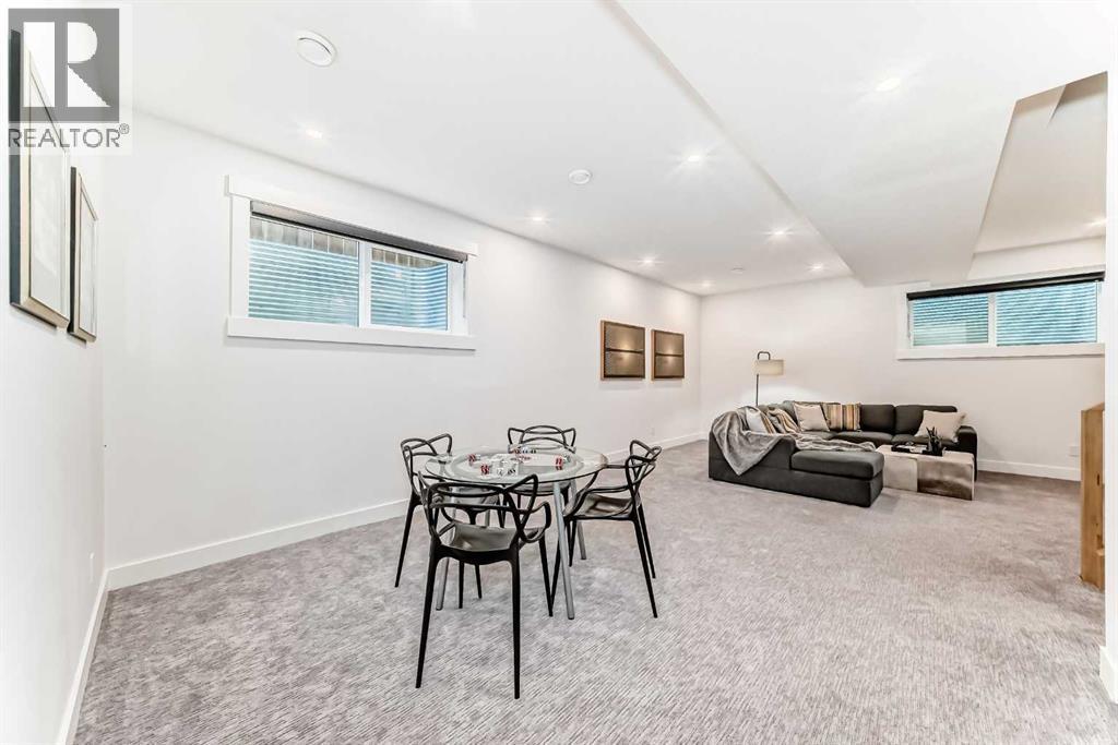 Single Family House for Sale in   Avenue SW Windsor Park Calgary 
