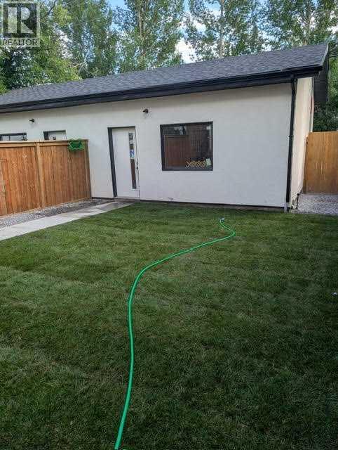 Single Family House for Sale in   Avenue SW Windsor Park Calgary 