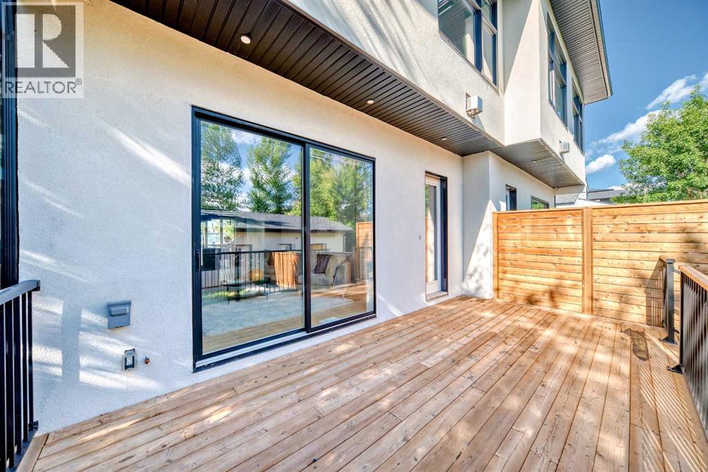 Single Family House for Sale in   Avenue SW Windsor Park Calgary 