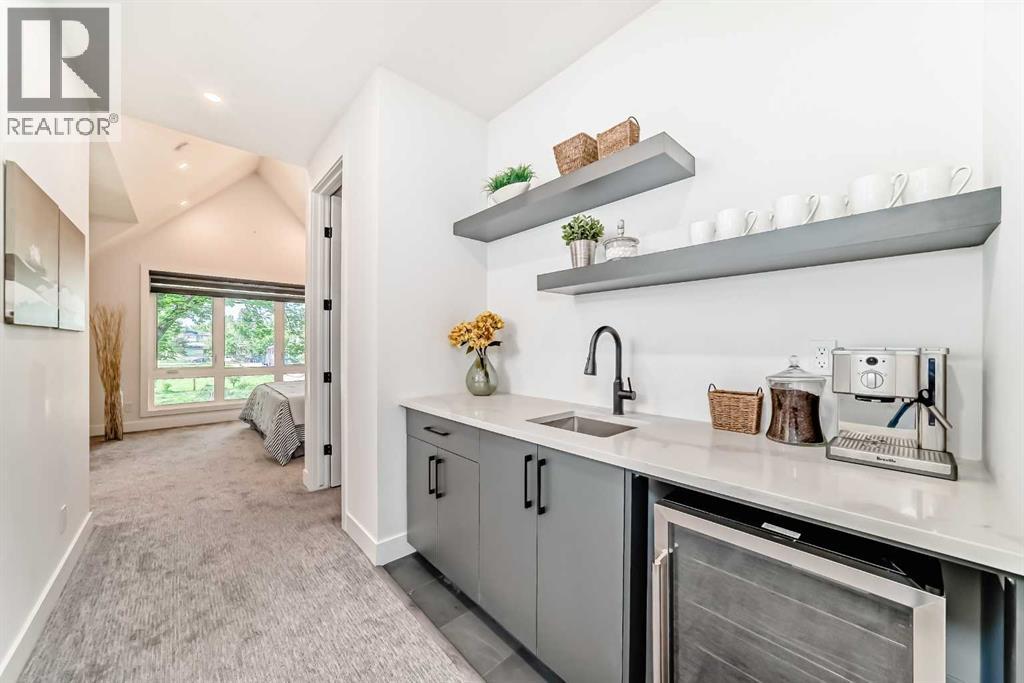 Single Family House for Sale in   Avenue SW Windsor Park Calgary 