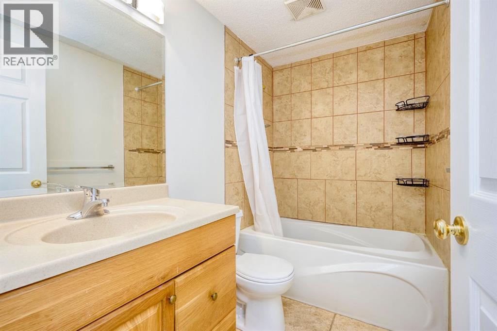 Single Family House for Sale in  Ranchview Place NW Ranchlands Calgary 