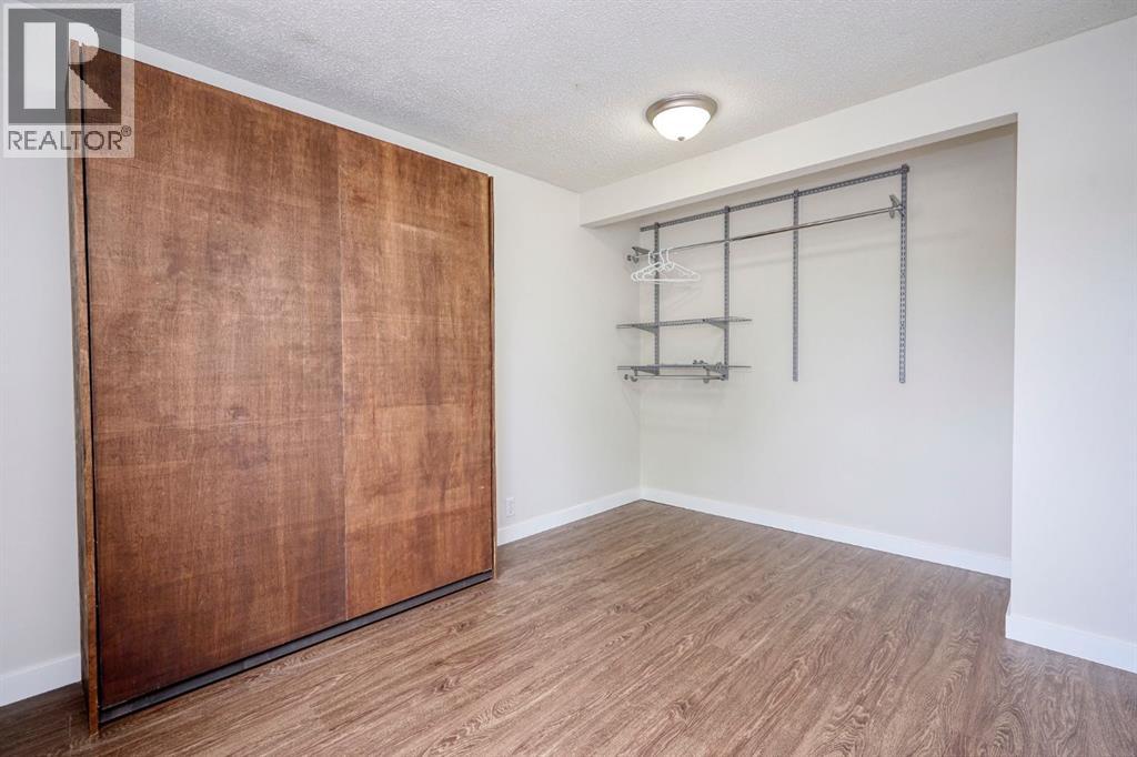 Single Family House for Sale in  Ranchview Place NW Ranchlands Calgary 