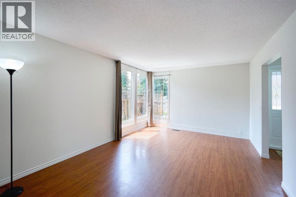 Single Family House for Sale in  Ranchview Place NW Ranchlands Calgary 