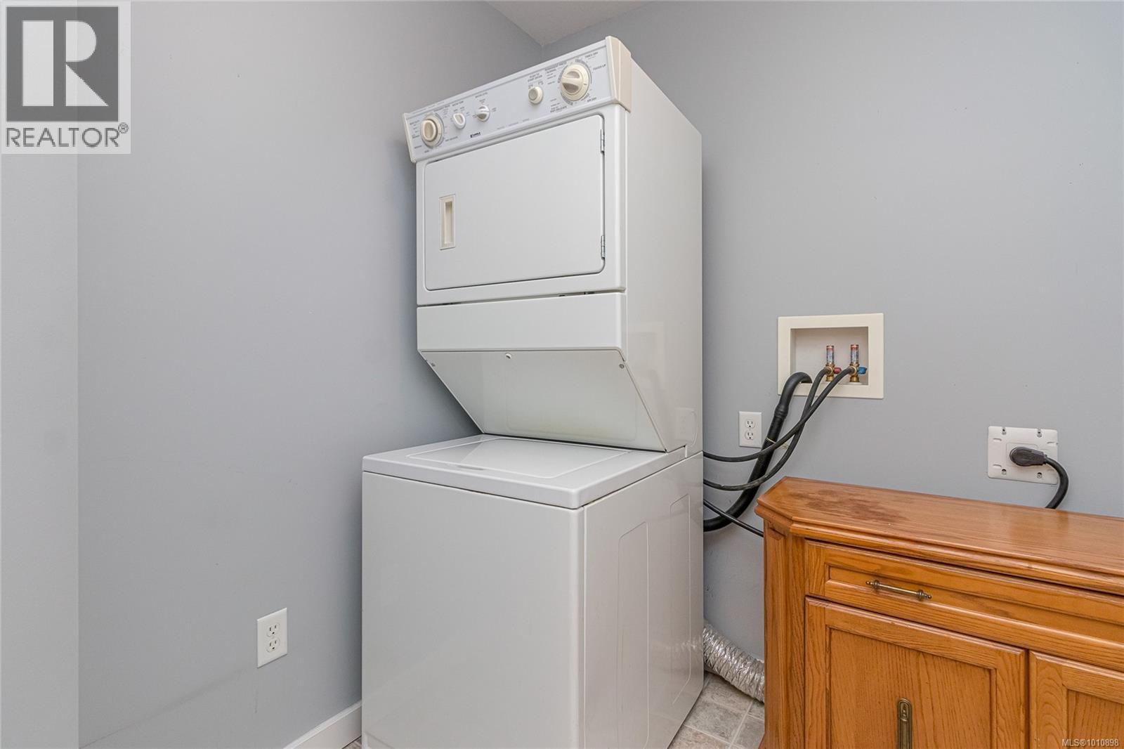 Photo 19 of 145 Meridian Way, Parksville BC