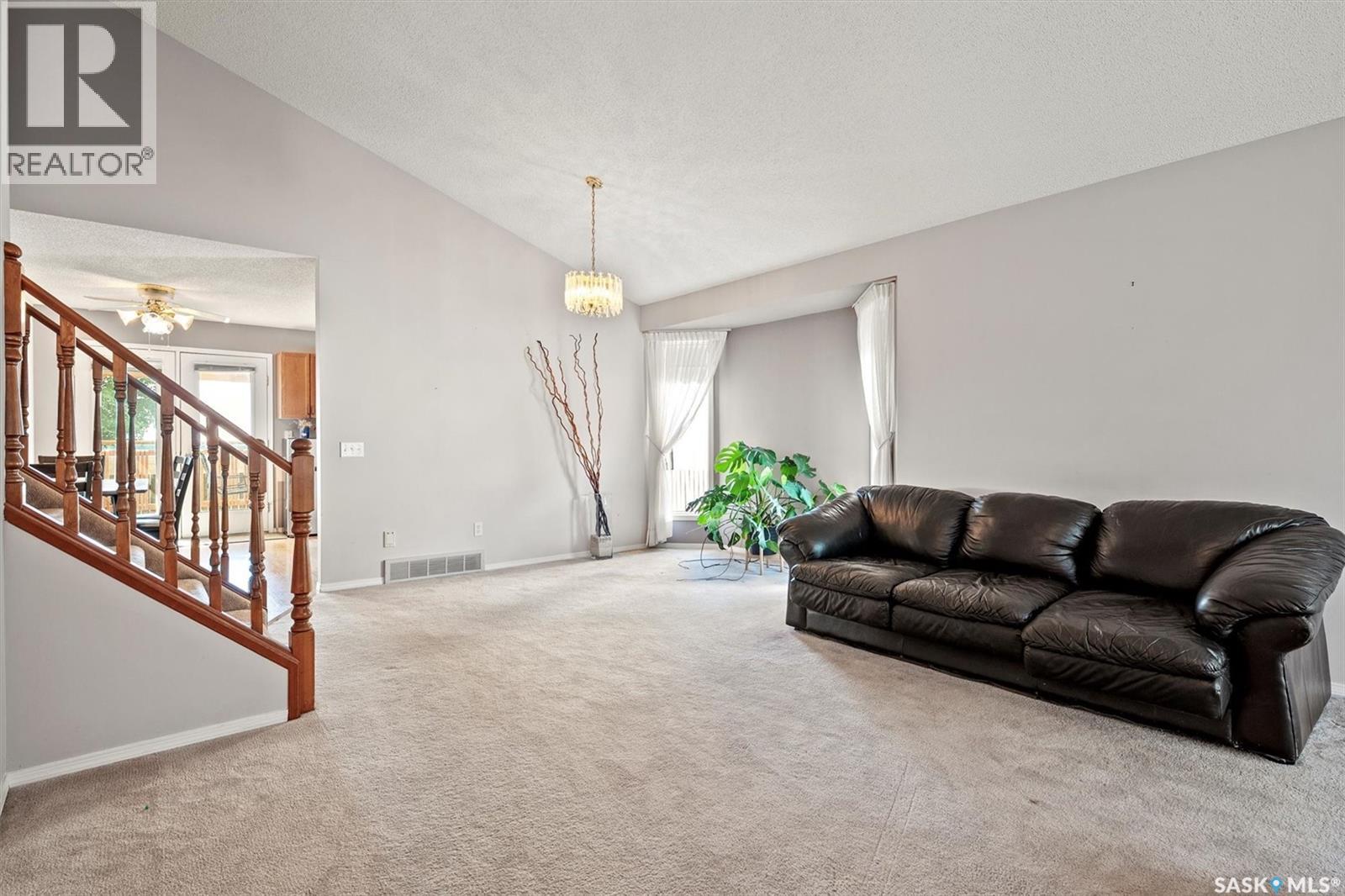 Photo 6 of 222 Haslam Court, Saskatoon SK