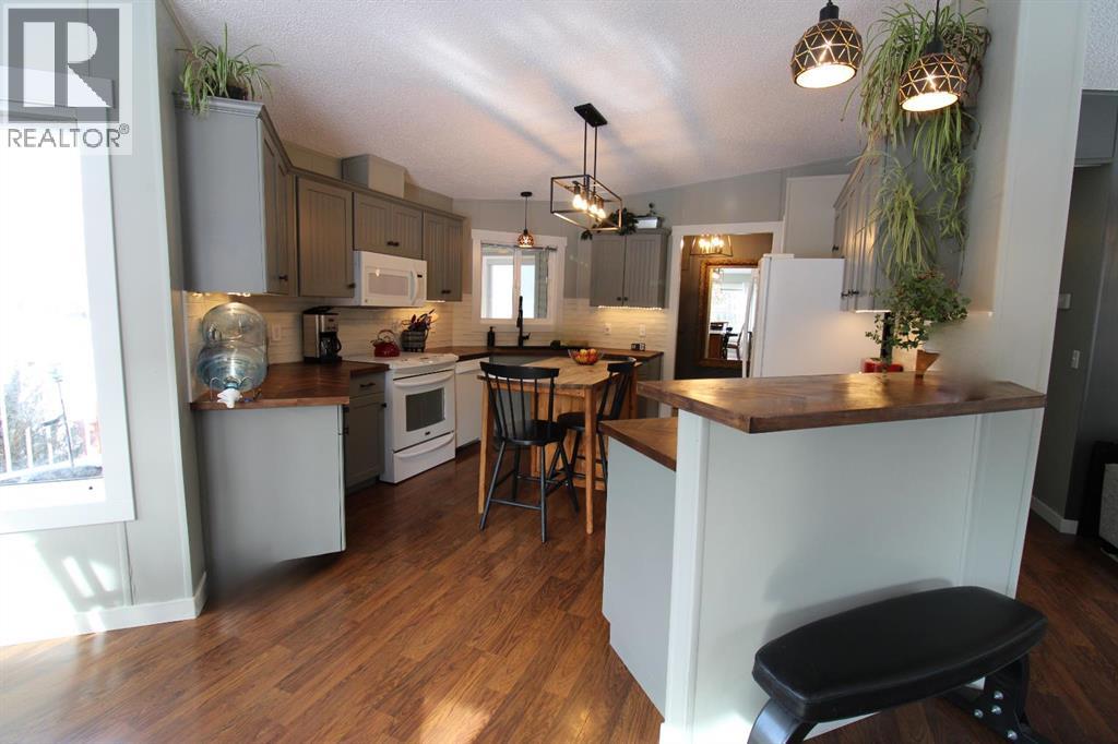 Photo 4 of 1376 732 Township, Rural Greenview No 16 Md Of AB